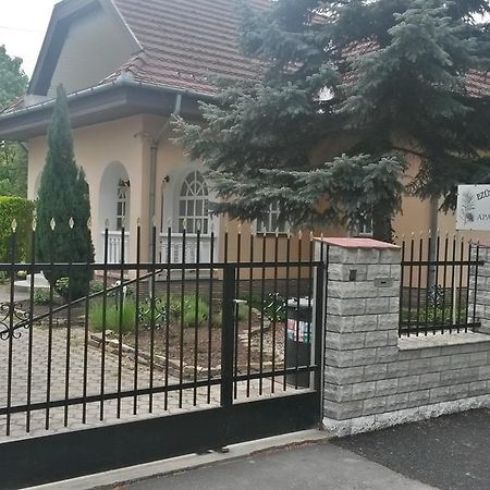 Ezust Fenyo Vendeghaz Hotel Siófok Zewnętrze zdjęcie