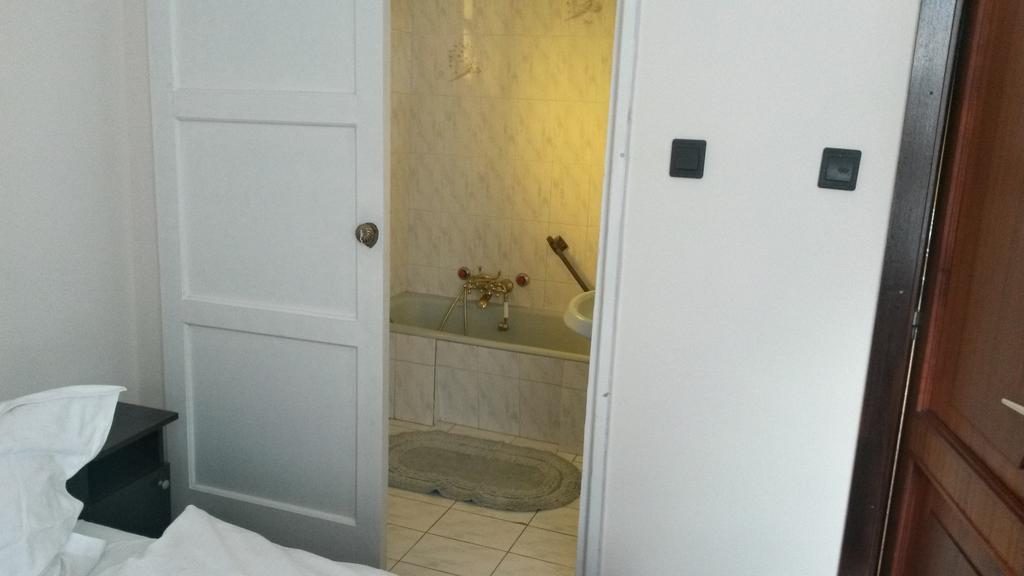 Ezust Fenyo Vendeghaz Hotel Siófok Zewnętrze zdjęcie