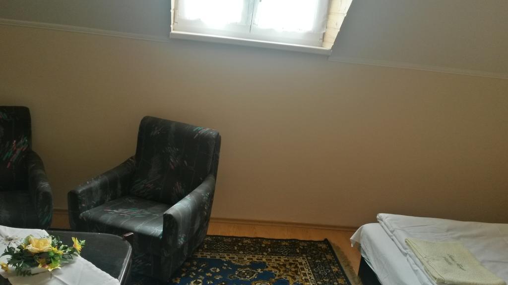 Ezust Fenyo Vendeghaz Hotel Siófok Zewnętrze zdjęcie
